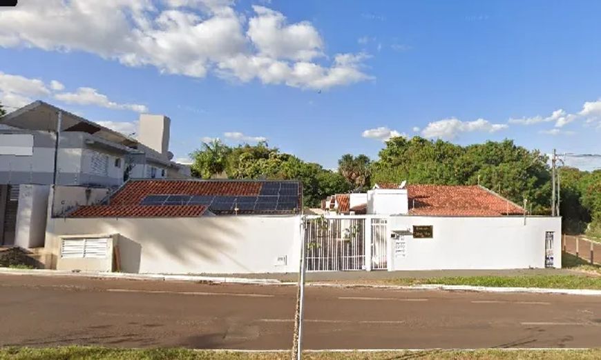 Alugo casa no Vilas Boas em condomínio fechado