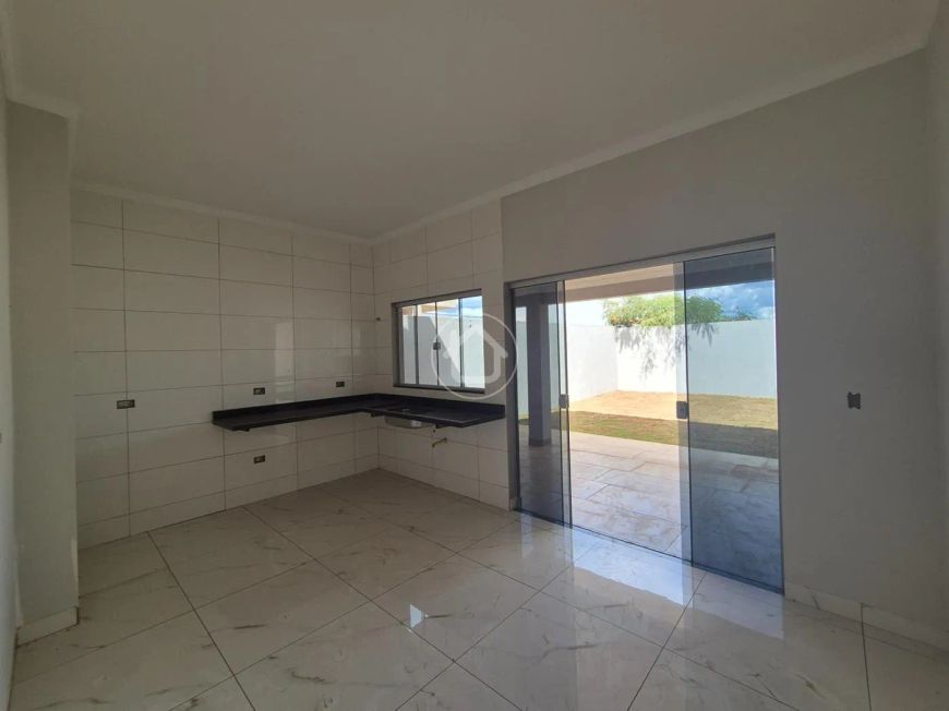 CASA COM 3 DORMITORIOS FIGUEIRAS DO PARQUE