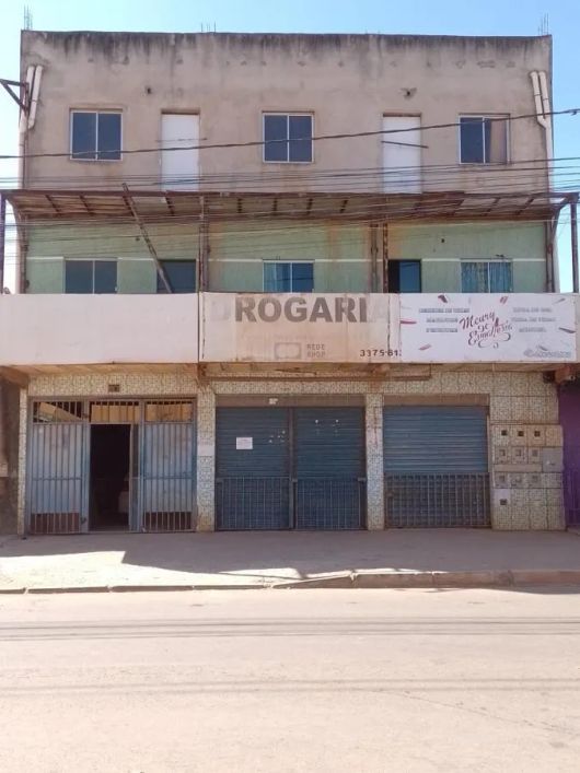 Edifício Comercial para Venda em Brasília, Ceilândia Sul (Ceilândia), 4 dormitórios, 3 banheiros, 5