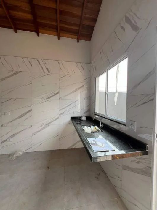 Excelente investimento! Casa ampla com preço atraente!