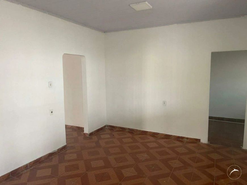 Casa Ampla com 3 Quartos, 2 Vagas e Excelente Localização – 190m² – Ceilândia Sul