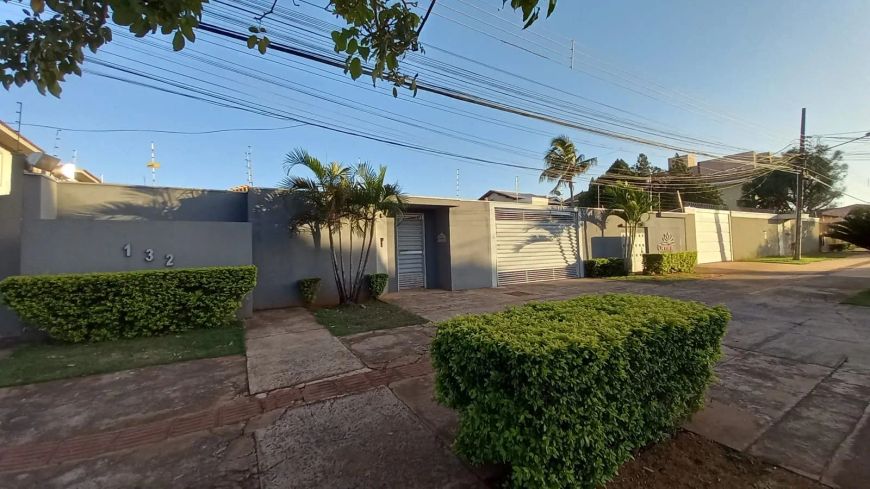 Alugo ou vendo casa bem localizada bairro Bandeirantes