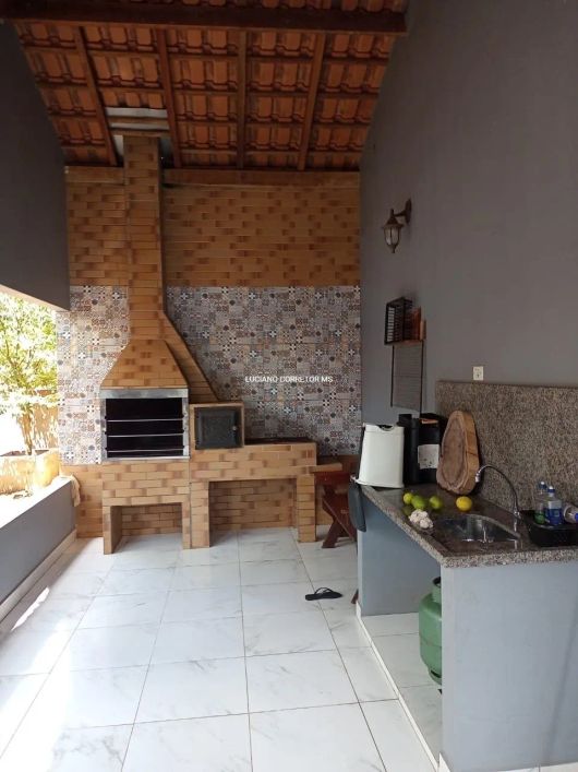 2 hectares, escriturada, ótima casa!