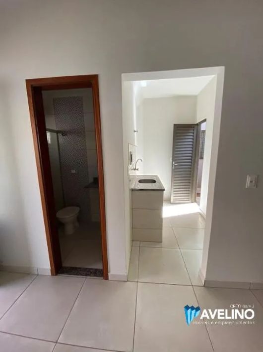 imóvel comercial com 12 Kitnets enfrente á UCDB