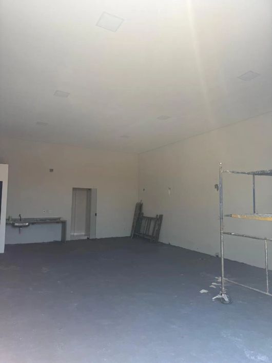 Imóvel para aluguel com 200 metros quadrados em Jardim Itamaracá - Campo Grande - MS