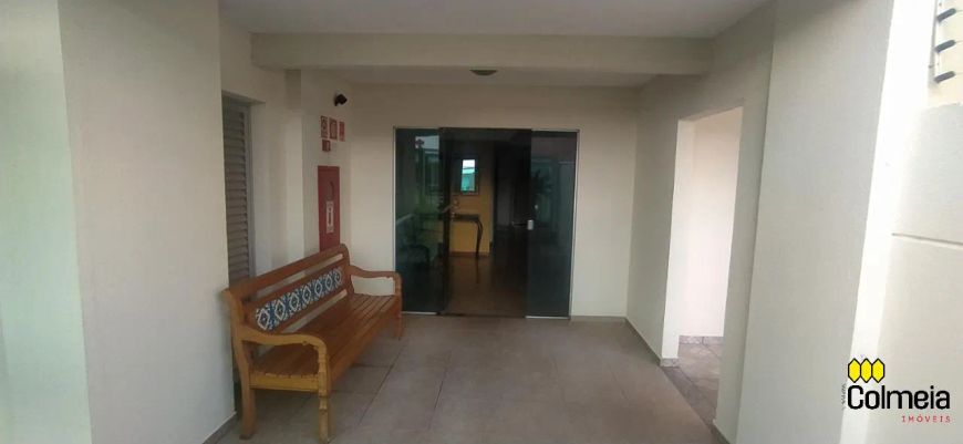 Apartamento com 03 quartos no Ed. San Juan