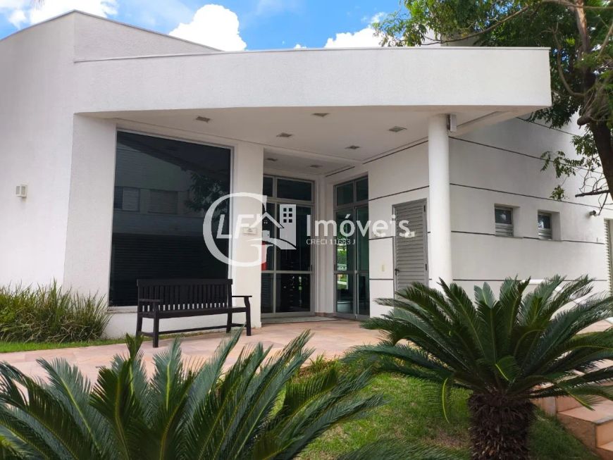 Aluguel de luxuoso apartamento de 3 quartos no Carandá Bosque, Campo Grande-MS - 3 suítes, 1 sala, 5