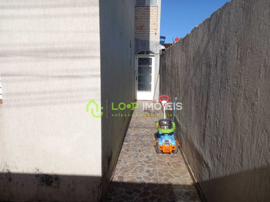 A LOOP IMÓVEIS VENDE EXCELENTE CASA NO SETOR OSTE DE SOBRADINHO. ACEITA FINANCIAMENTO!!!