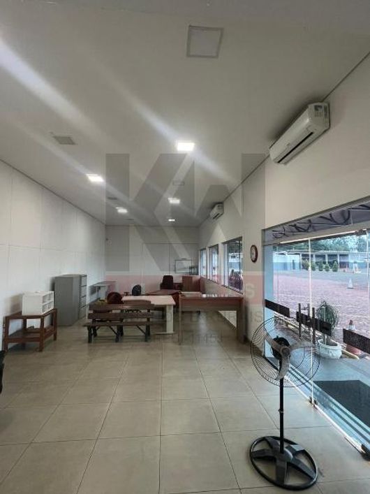 KW IMÓVEIS ALUGA AMPLO IMOVEL COMERCIAL