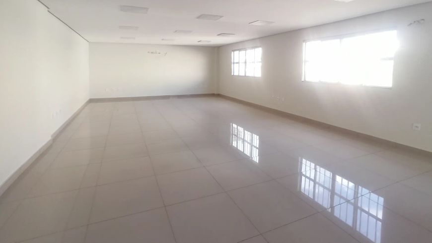 Sala comercial com 60 metros quadrados em Centro - Campo Grande - MS