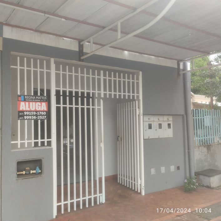Studio para aluguel possui 38 metros quadrados com 1 quarto em Vila Taveirópolis - Campo Grande - MS