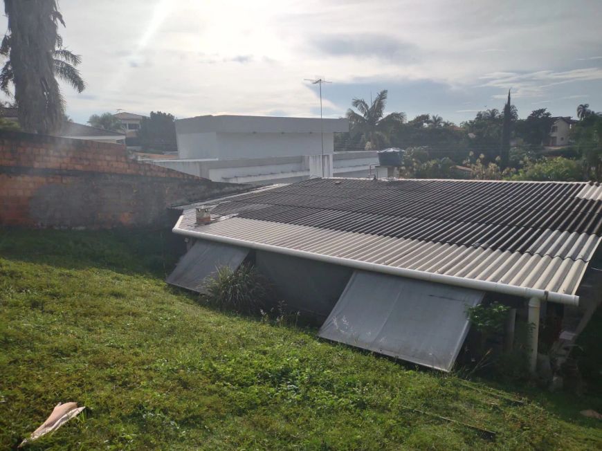 ARNIQUEIRA CONJ 4, CASA 4 QTS SUITE, LOTE 1.100M2, PODE ÷, NO CENTRO DA CIDADE, 750MIL, AC CARRO