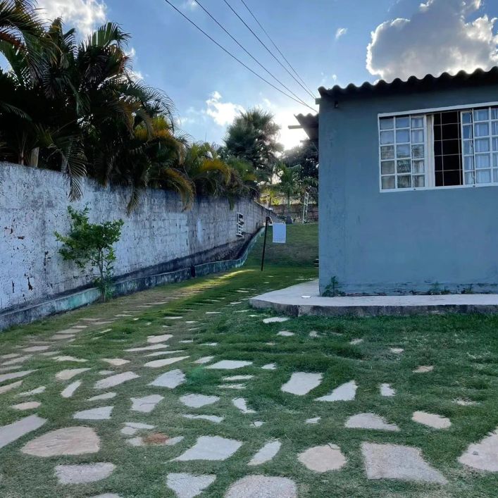 ARNIQUEIRA CONJ 4, CASA 4 QTS SUITE, LOTE 1.100M2, PODE ÷, NO CENTRO DA CIDADE, 750MIL, AC CARRO