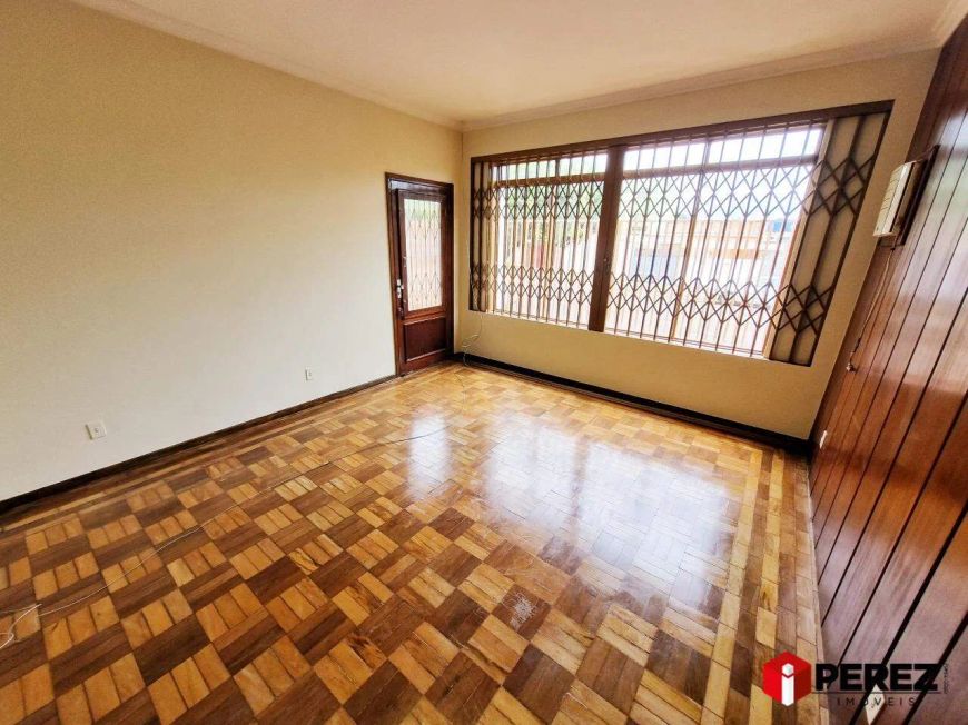 Casa Comercial no Bairro Amambaí
