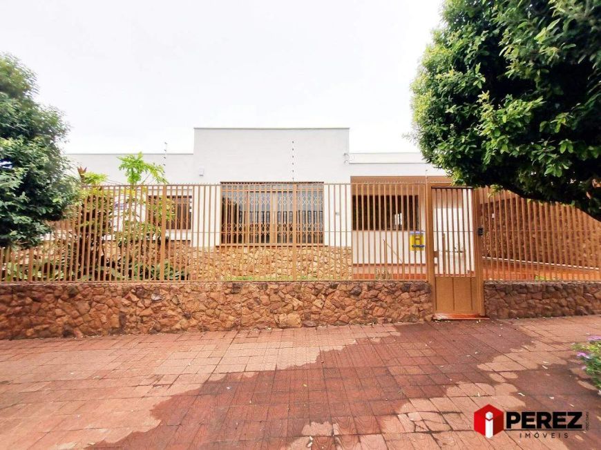 Casa Comercial no Bairro Amambaí