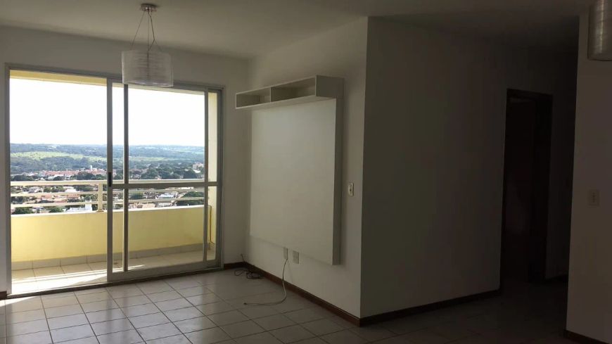 Imóvel para aluguel possui 80 metros quadrados com 2 quartos em Monte Castelo - Campo Grande - MS