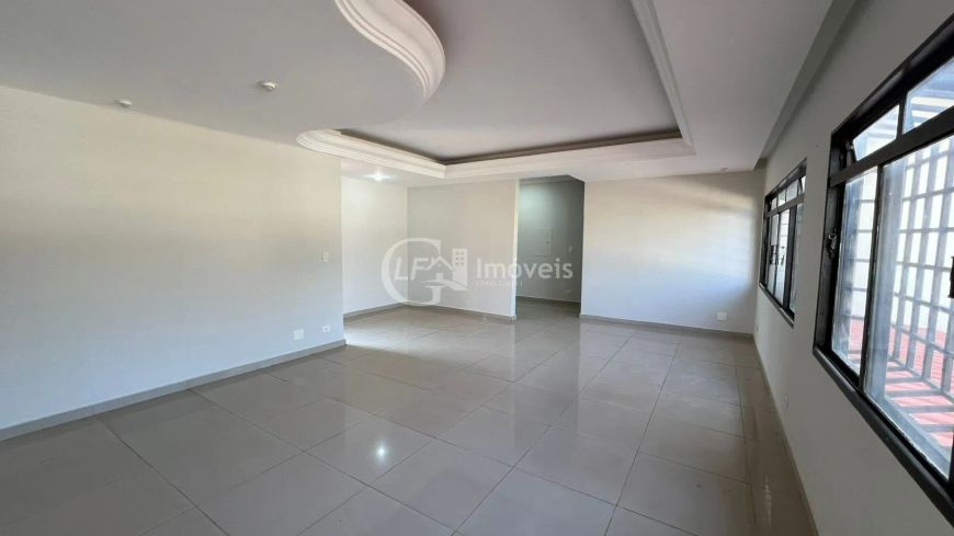 Casa para venda ou locação em Campo Grande-MS, Vivendas do Bosque: 3 quartos, 1 suíte, 4 salas, 4 ba