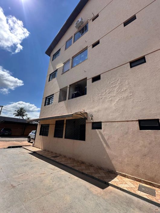 Apartamento bem localizado no Mata do Jacinto