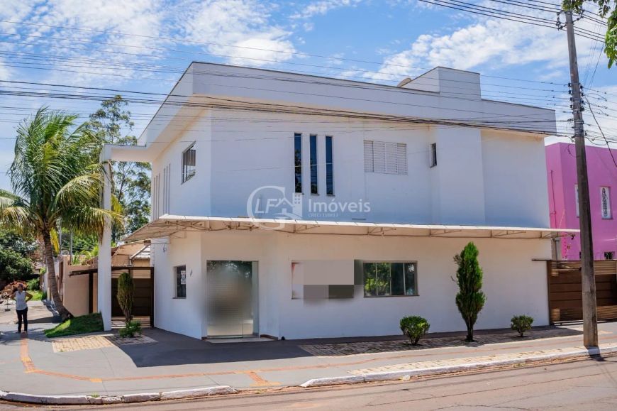 Salão Comercial de Alto Padrão em Campo Grande-MS, Bairro Mata do Jacinto: 2 Salas, 2 Banheiros, 127