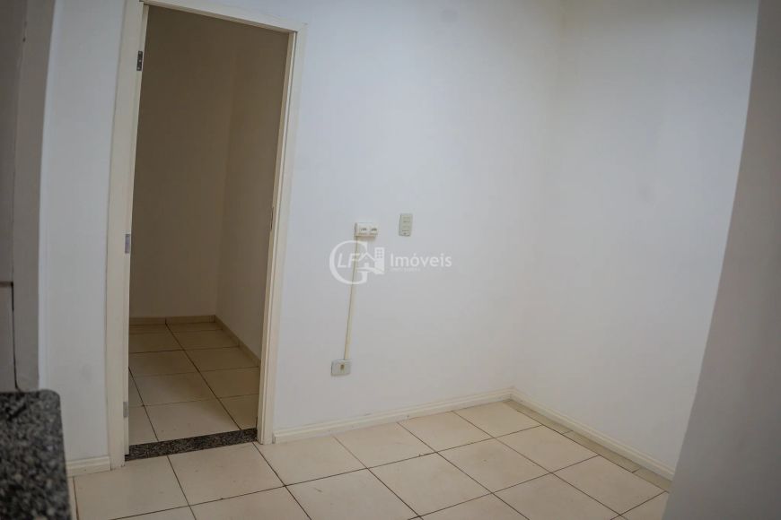 Salão Comercial de Alto Padrão em Campo Grande-MS, Bairro Mata do Jacinto: 2 Salas, 2 Banheiros, 127