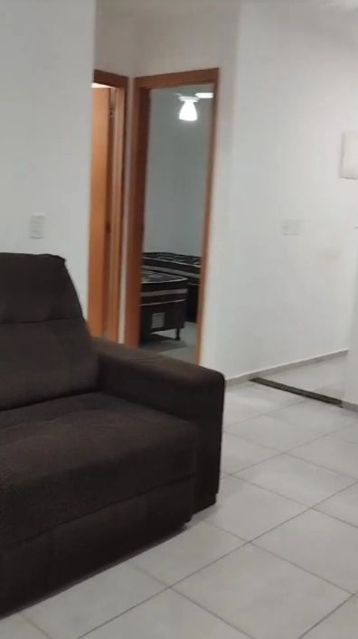 Apartamento térreo para locação com área externa