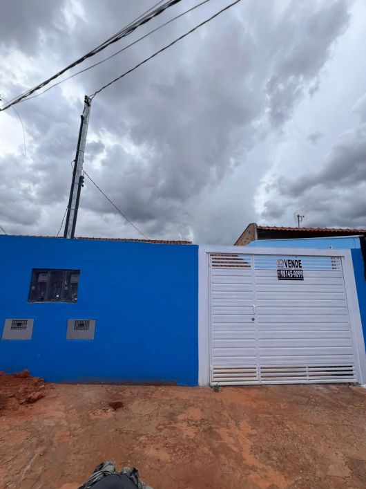 ALUGO 2 CASAS NO MESMO TERRENO, SENDO 1 CASA PRINCIPAL E UM KITNET NO FUNDO