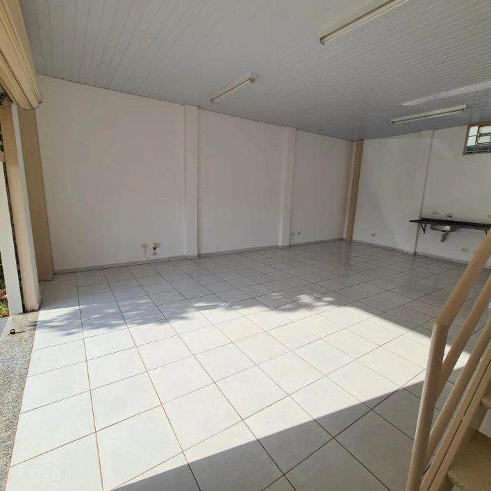 Imóvel para aluguel tem 45 metros quadrados em Coronel Antonino - Campo Grande - MS
