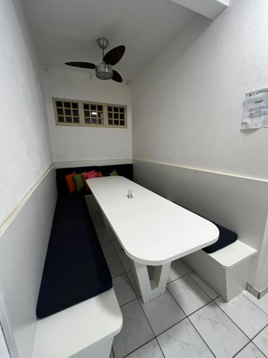 Sala mobiliada na rua da paz