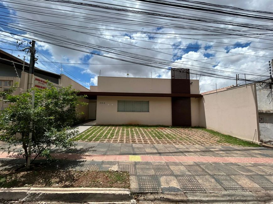 🩺 Consultório para área da saúde – Com secretária inclusa!