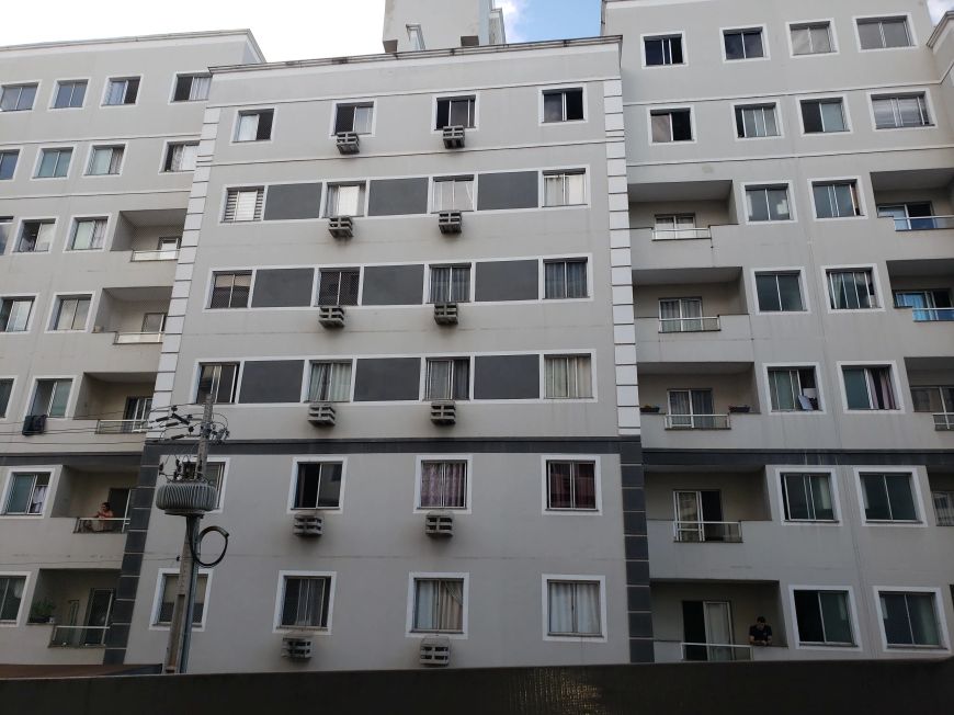 Imóvel para aluguel possui 50 metros quadrados com 2 quartos em São Francisco - Campo Grande - MS