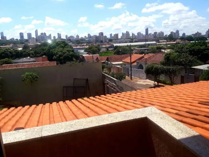 -Sobrado de esquina 📍Bairro Cabreúva