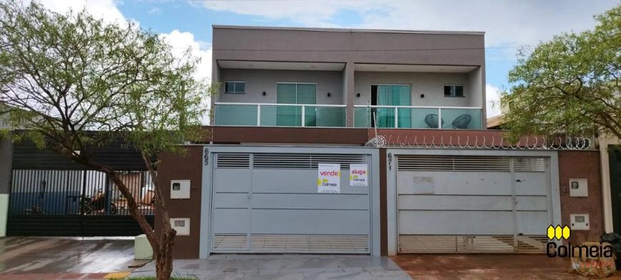 Casa sobrado com 02 suítes - jd. Das Nações