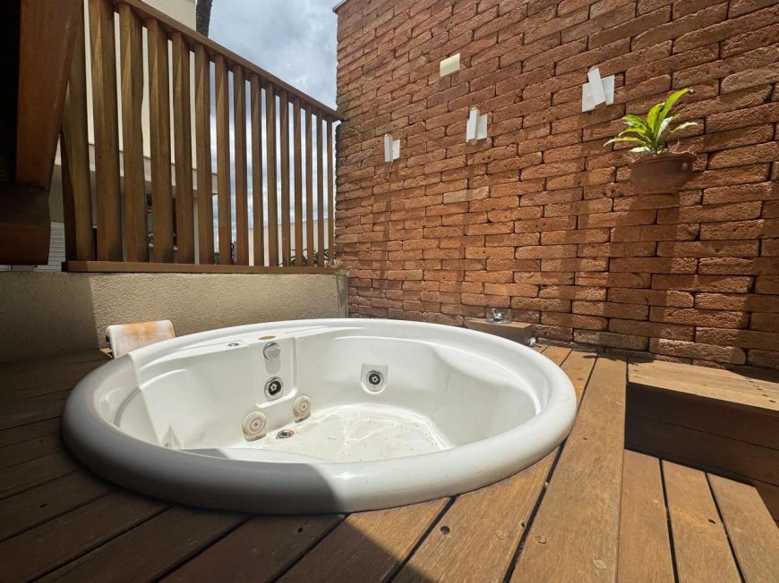 ALUGO CASA TRIPLEX EM CONDOMÍNIO, NO BAIRRO JARDIM NOVOS ESTADOS