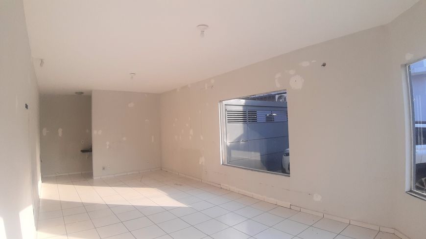 Salão em Galeria para aluguel possui 50 metros quadrados