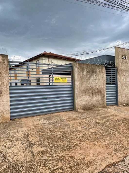 Imóvel para aluguel tem 45 metros quadrados com 2 quartos em Jardim Itatiaia - Campo Grande - MS