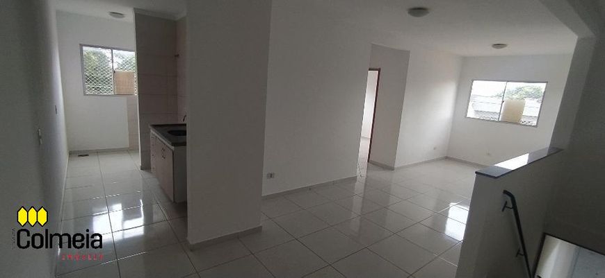 Apartamento c/ 02 quartos no Jardim Itatiaia