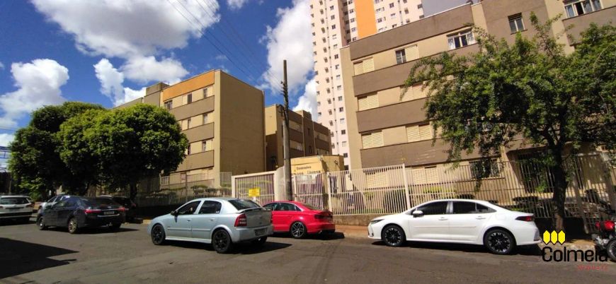 APARTAMENTO C/02 QUARTOS, ÓTIMA LOCALIZAÇÃO.