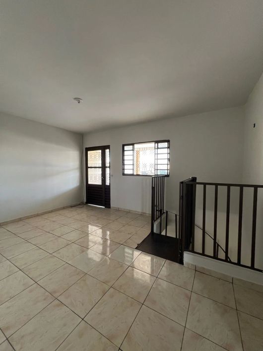 SOBRADO COMERCIAL OU RESIDENCIAL