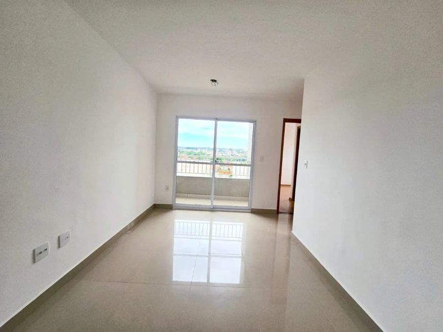 Apartamento com elevador - Residencial Castel Di Veneza - Seminário