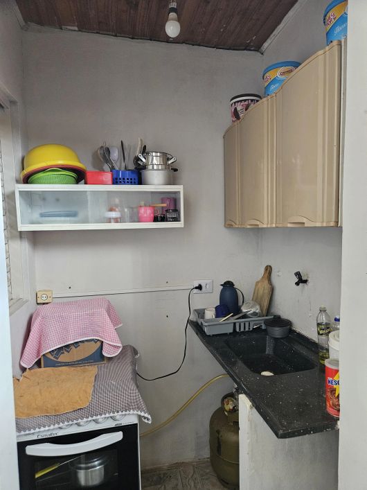 Mobiliado, 37 metros quadrados com 1 quarto em Monte Castelo - Campo Grande - MS