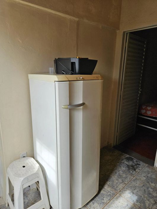 Mobiliado, 37 metros quadrados com 1 quarto em Monte Castelo - Campo Grande - MS