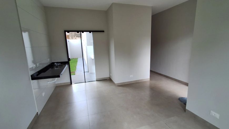 Casa para venda tem 50 metros quadrados com 2 quartos