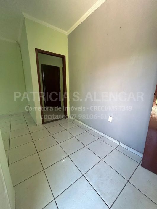 Imóvel para aluguel tem 200 metros quadrados com 3 quartos em Vila Carlota - Campo Grande - MS