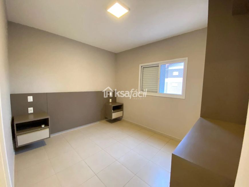 Apartamento semi-mobiliado com 03 quartos no Monte Castelo