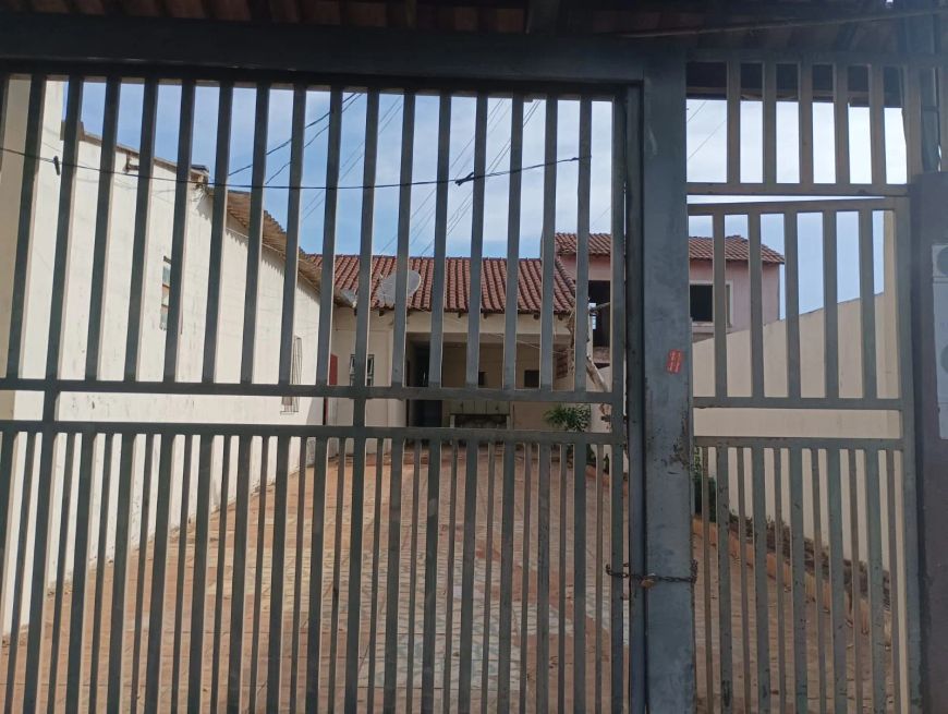 Imóvel para aluguel com 85 metros quadrados com 1 quarto em Coophavila II - Campo Grande - MS