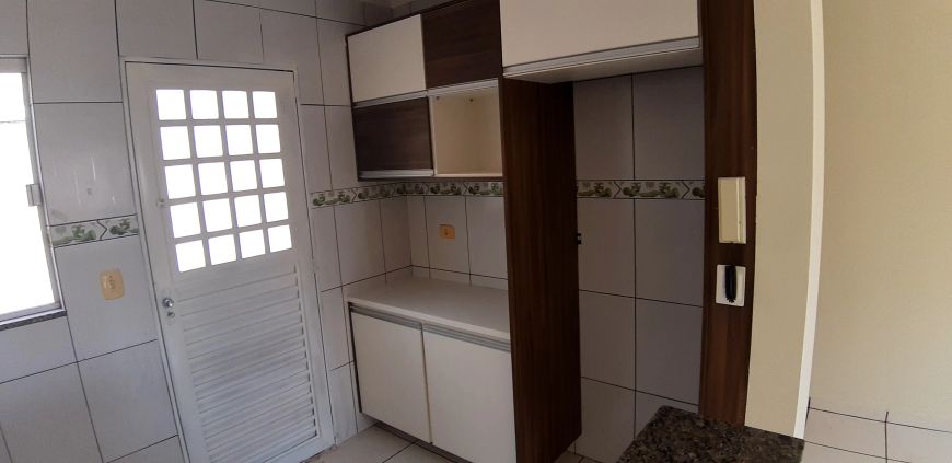 Térrea para aluguel tem 65 metros quadrados com 2 quartos em Vila Marcos Roberto - Campo Grande - MS