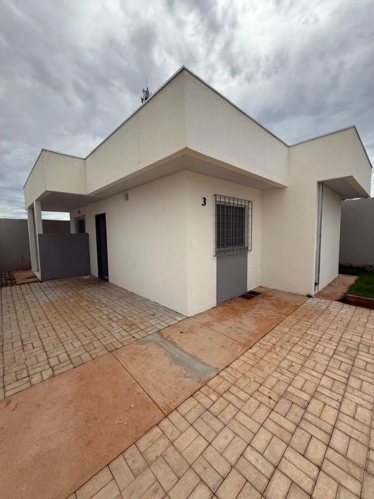 Casa nova no Rita Vieira - primeira locação