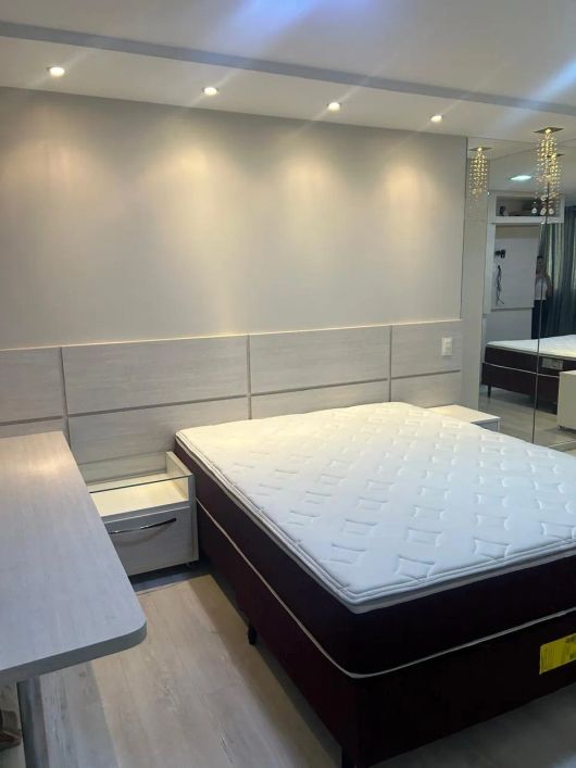 Apartamento para aluguel tem 70 metros quadrados com 2 quartos