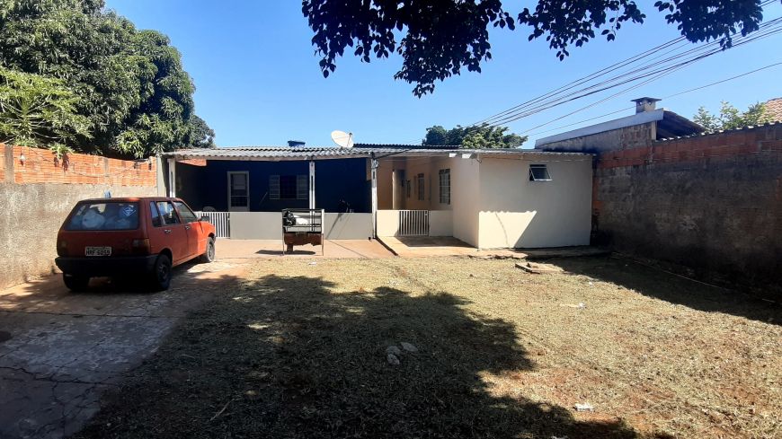Casa de dois quartos sendo um suíte em condomínio na Vila Palmira