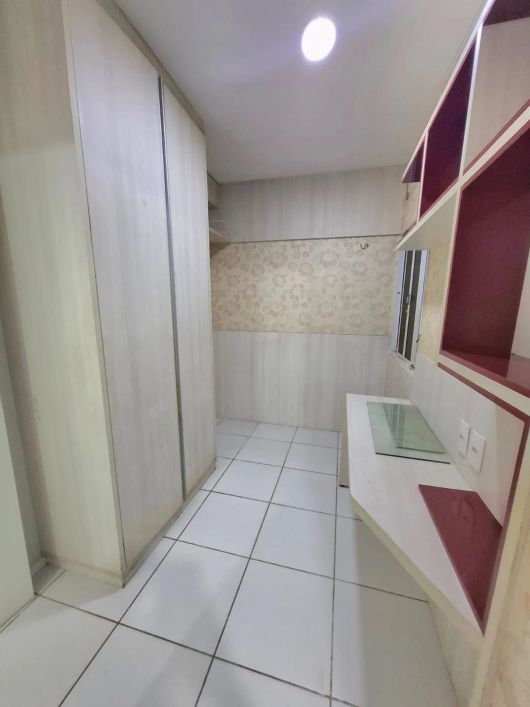 E Apartamento térreo venda no Condomínio Girassol
